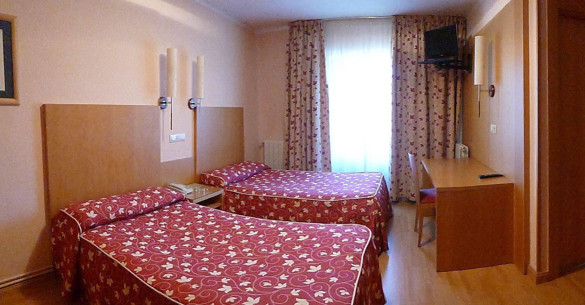 Hotel Alisa Lerma Zewnętrze zdjęcie